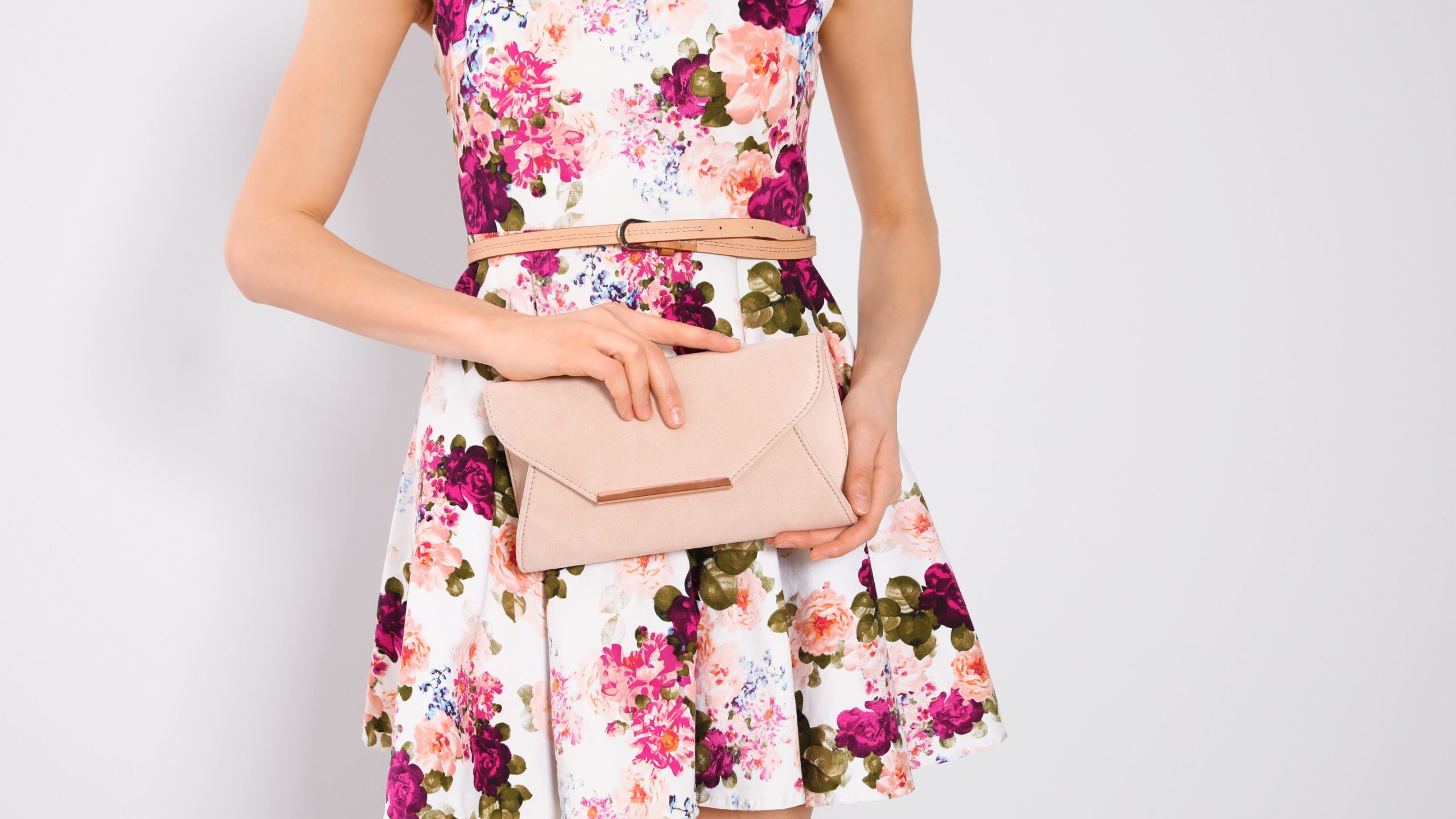 Unlock the Secrets to Styling Floral Print Dresses for Every Occasion !
